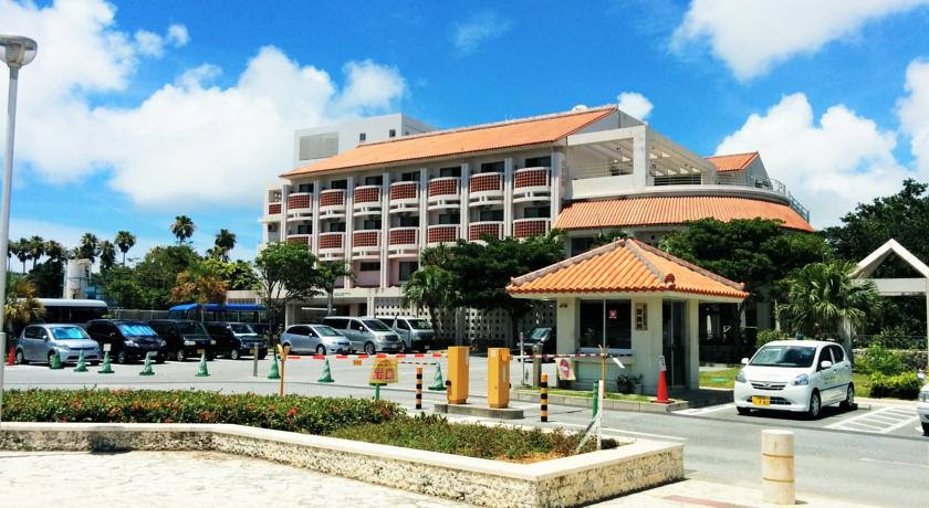 
Okinawa International Youth Hostel
