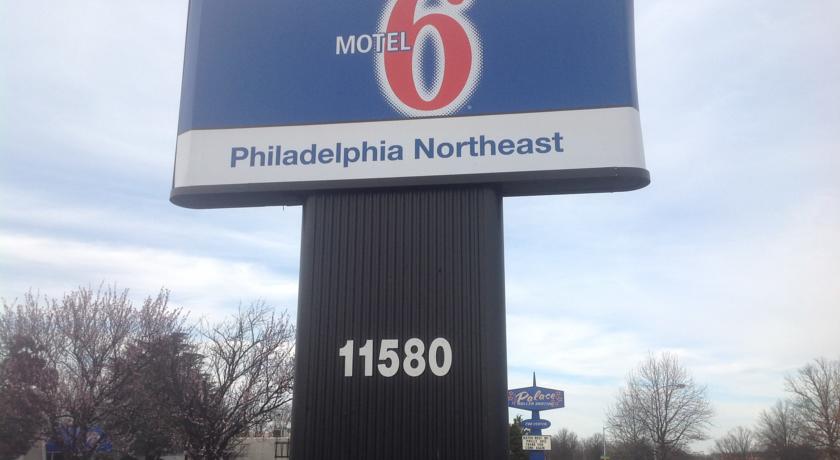 
Motel 6 Philadelphia Northeast
