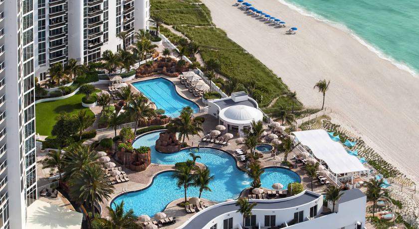 
Trump International Beach Resort

