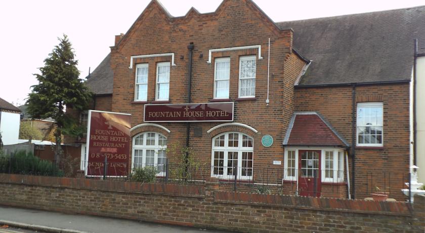 
Fountain House Hotel
