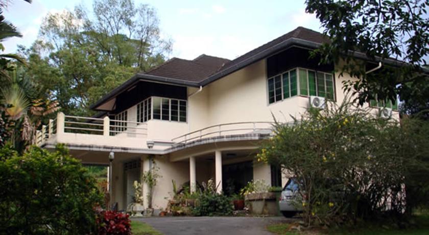 
The Fairview Guesthouse
