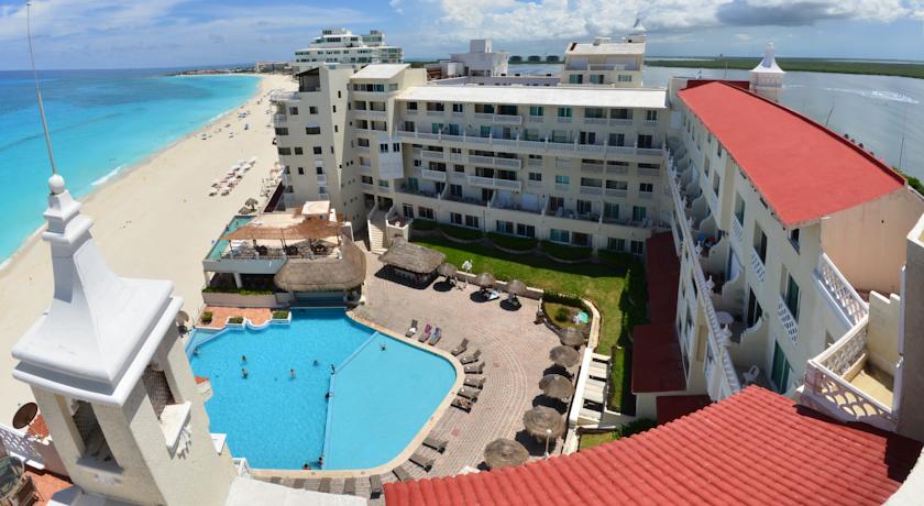 
BSEA Cancun Plaza Hotel
