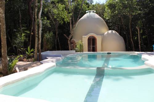 
Organic Dome Lodge
