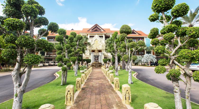 
Empress Angkor Resort and Spa
