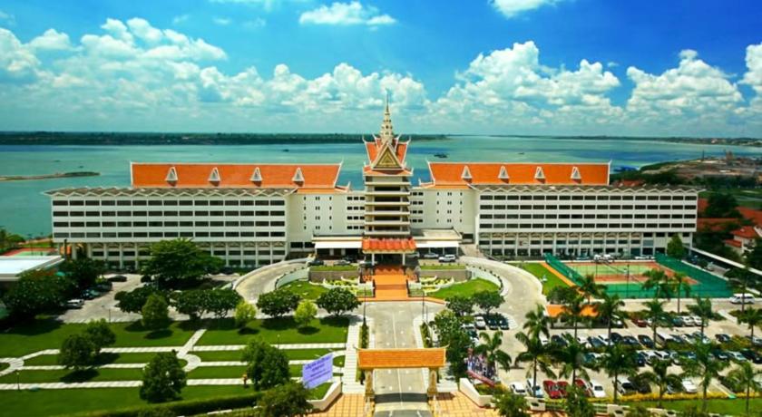 
Hotel Cambodiana
