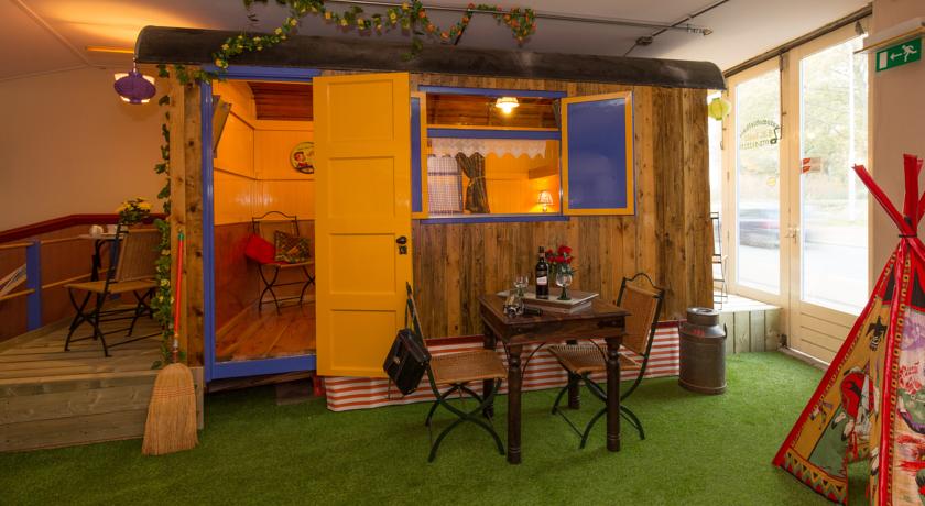 
Indoor City Camping Alkmaar
