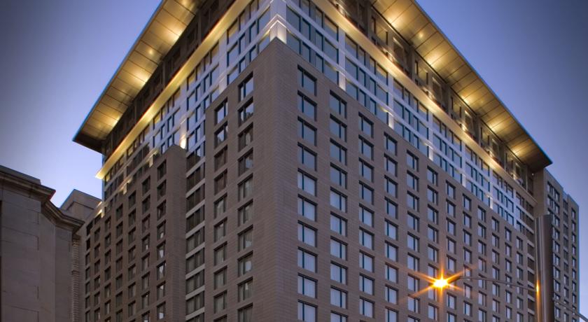 
Embassy Suites by Hilton - Montreal
