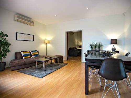 
DressCircle Apartments North Adelaide-Specialty Accommodation
