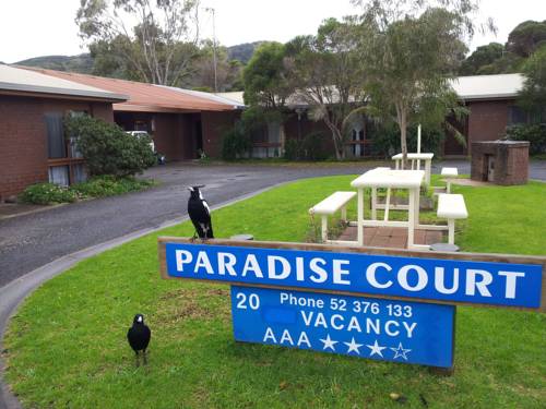 
Paradise Court
