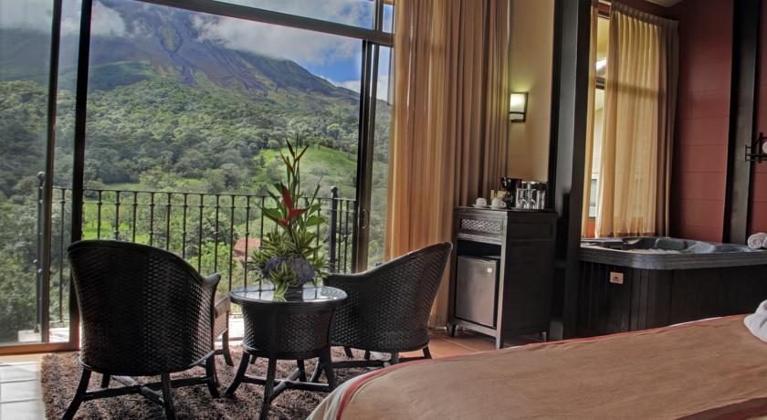 
Hotel Arenal Kioro Suites & Spa

