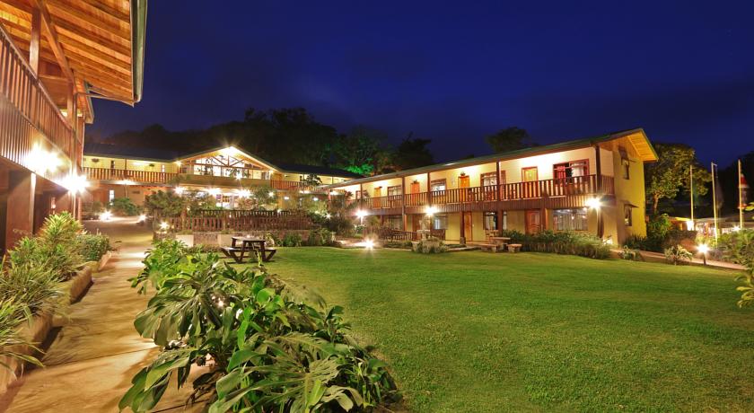 
Monteverde Country Lodge
