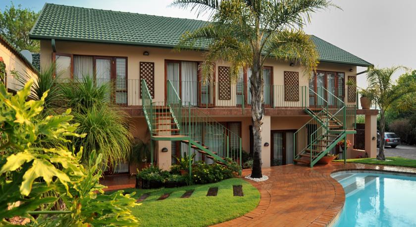 
Claires of Sandton Luxury Guest House
