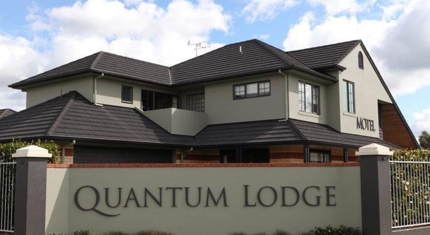 
Quantum Lodge Motor Inn
