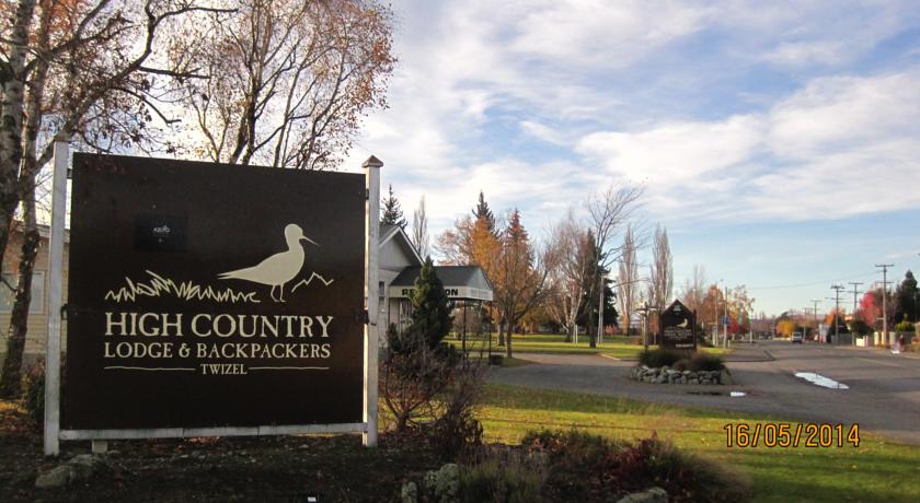 
High Country Lodge, Motels & Backpackers
