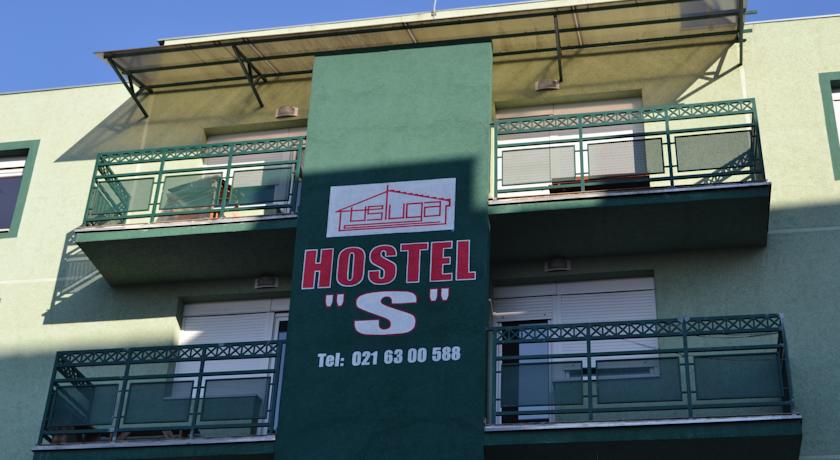 
Hostel S
