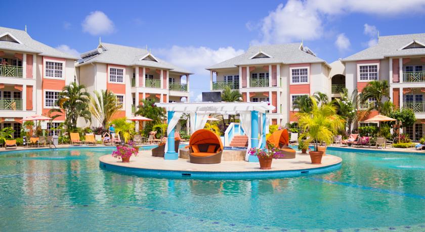 
Bay Gardens Beach Resort
