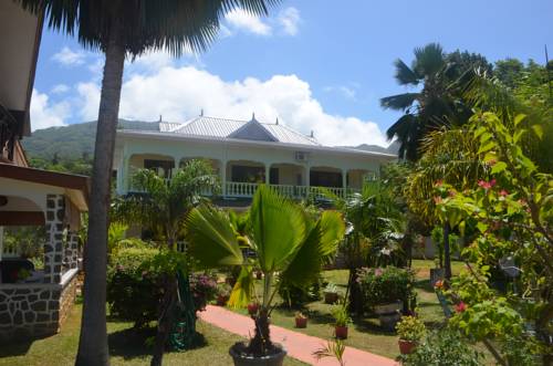 
Green Palm Self Catering
