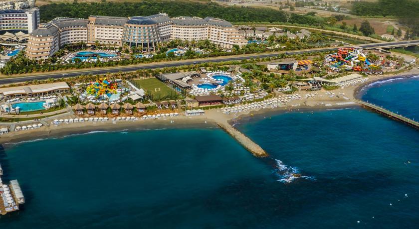 
Long Beach Resort & Spa Deluxe - Ultra All Inclusive
