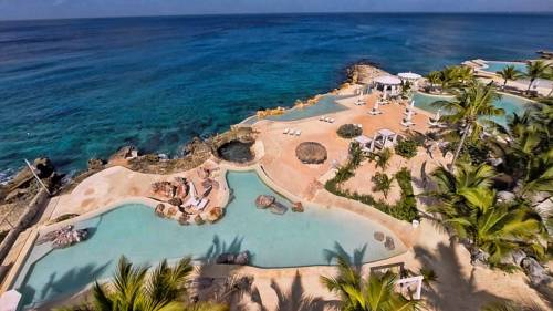 
Dominicus Marina Resort & Beach Club
